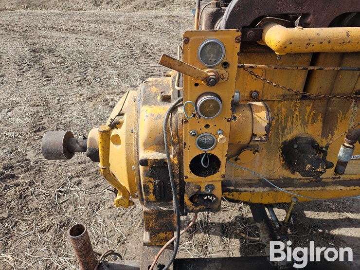 minneapolis-moline-425-a-6-cyl.-power-unit-image-13