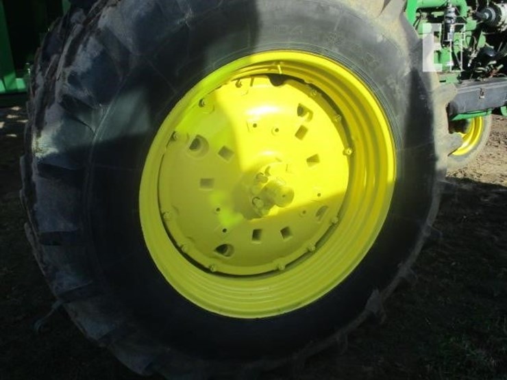john-deere-4040-image-9