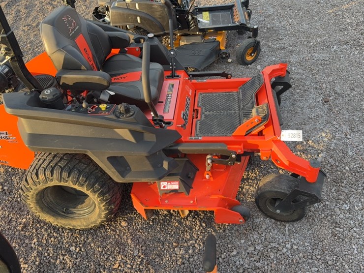 #3090-•-2022-bad-boy-rebel-zero-turn-lawn-mower-image-7