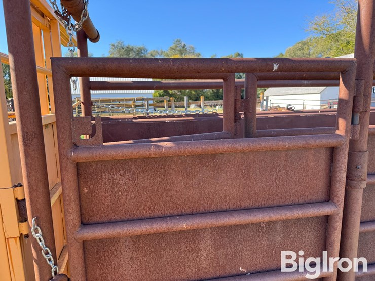 linn-post-&-pipe-lead-up-alley-image-10