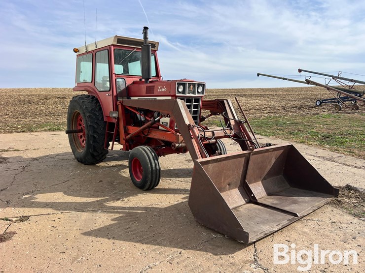 1971-international-1066-image-3