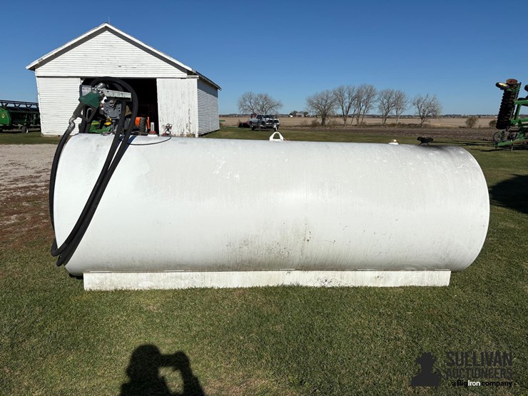 1,000-gal-fuel-tank-w/electric-pump-image-8