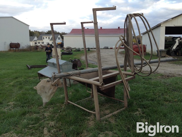 seed-bag-unloader-chute-w/-4"/10'-auger-image-5