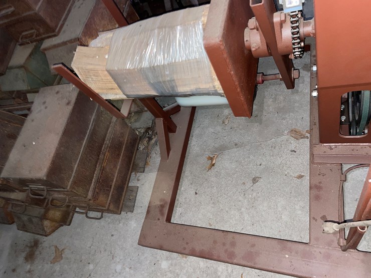 #1415-•-new-double-wood-wrapper-(independence,-wi)-image-15