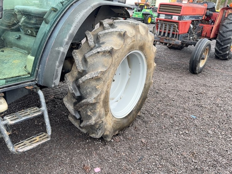 massey-ferguson-2220-image-14