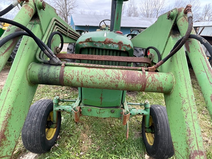 john-deere-4010-image-16