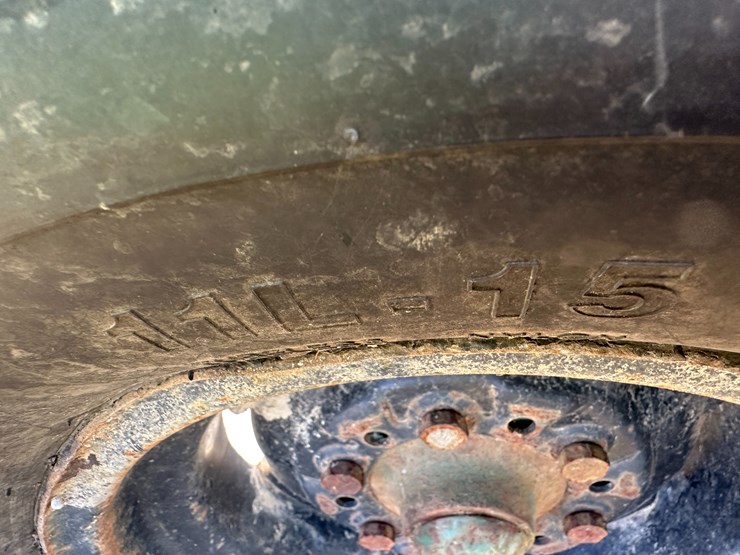 john-deere-724-image-5