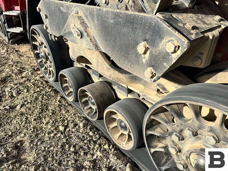 2014-case-ih-370-image-48