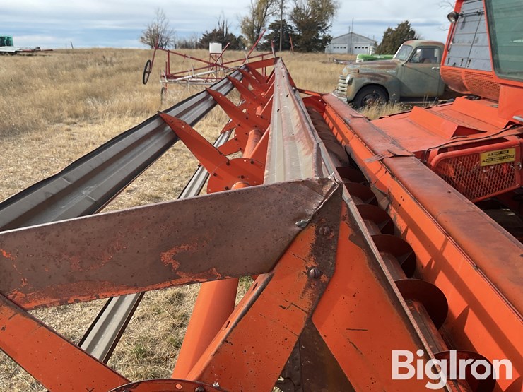 1973-massey-ferguson-760-image-10