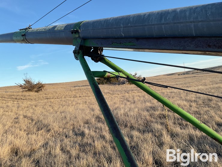 john-deere-8-image-16