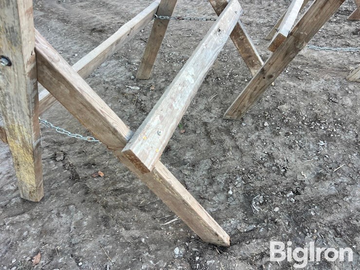 folding-sawhorses-image-12