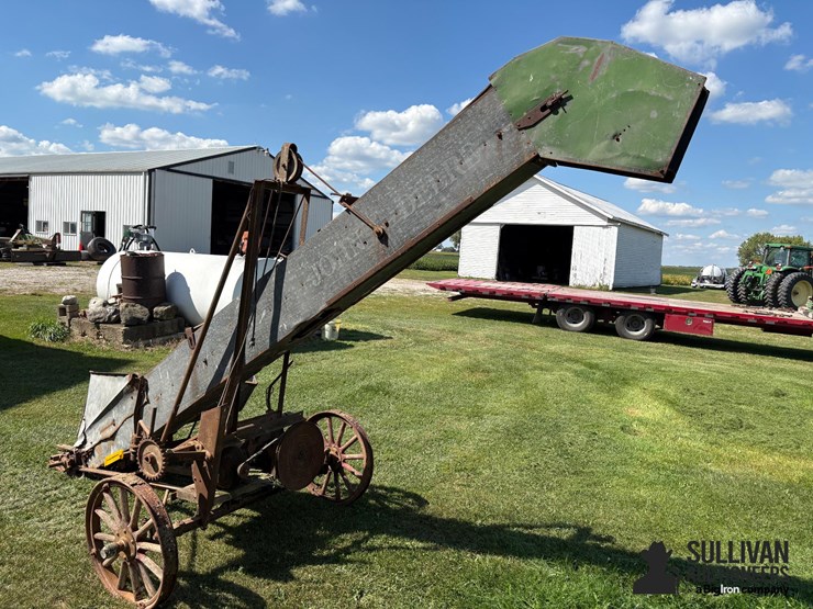 john-deere-paddle-elevator-image-14