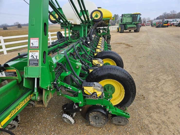 john-deere-1770nt-image-16