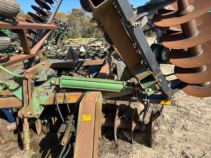 john-deere-26-image-29