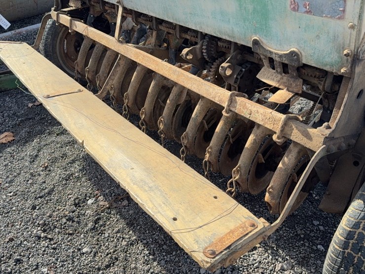 john-deere-7-image-7