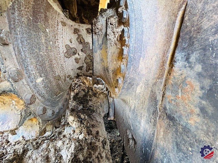 2005-caterpillar-d8t-image-37