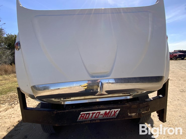 2019-international-7400-image-18