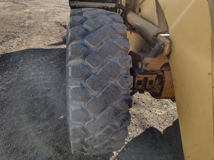 2003-caterpillar-924g-image-20