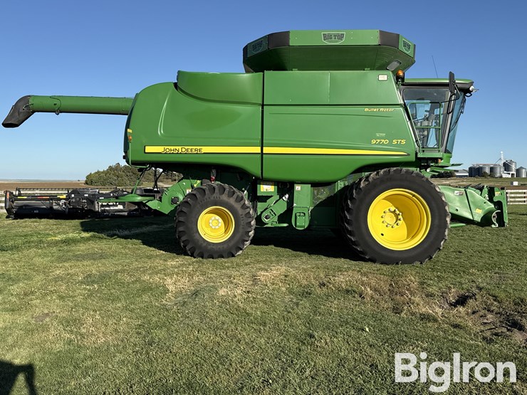 2011-john-deere-9770-sts-image-4