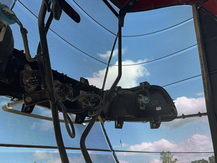 case-ih-magnum-335-image-83