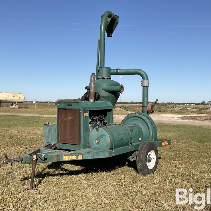 Neuero Bulk Material Handling Grain Vacuum