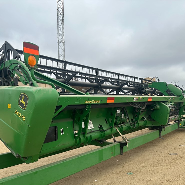 2014 JOHN DEERE 640FD