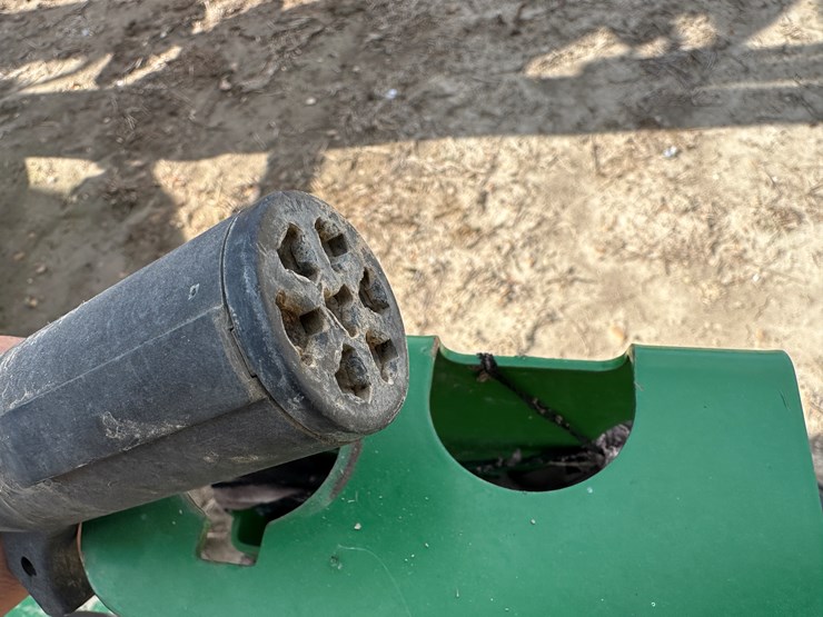 john-deere-2623-image-42