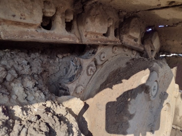 4-caterpillar-d5g-lgp-image-21