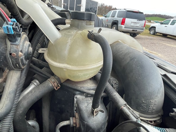 #1064-•-2012-gmc-savana-1-ton-van-(has-wi-title)-image-68