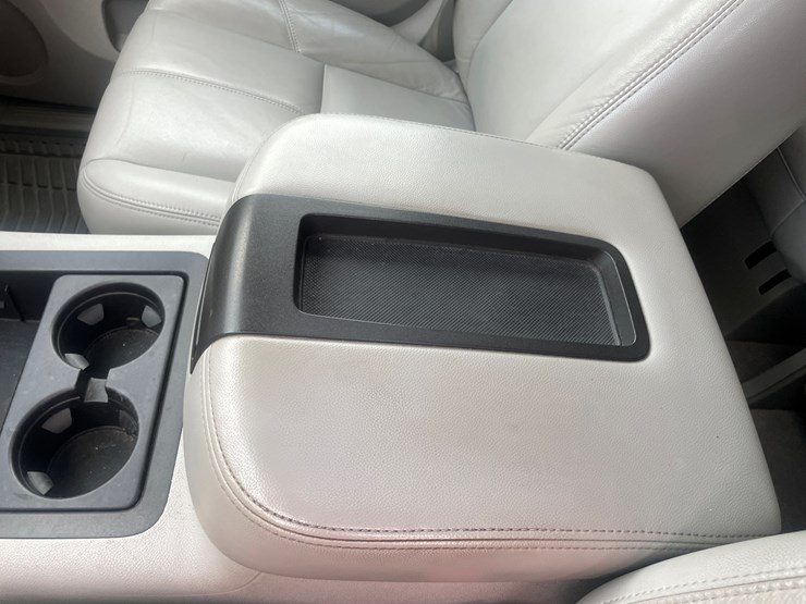 2010-gmc-yukon-image-41