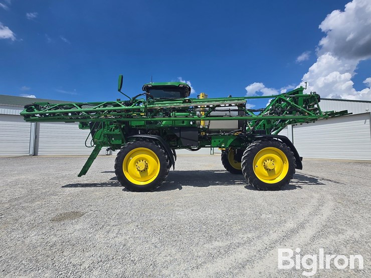 2023-john-deere-410r-image-8