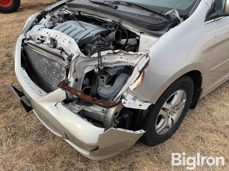 2005-honda-odyssey-image-10