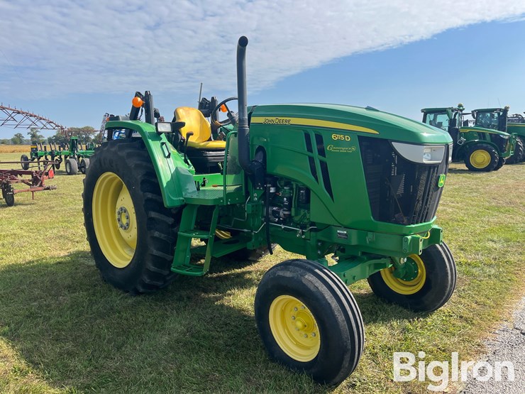 2013-john-deere-6115d-image-3