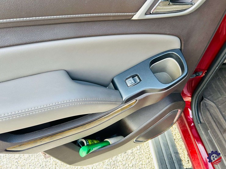 2018-gmc-yukon-denali-image-73