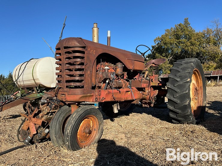 1950-massey-ferguson-44-image-2