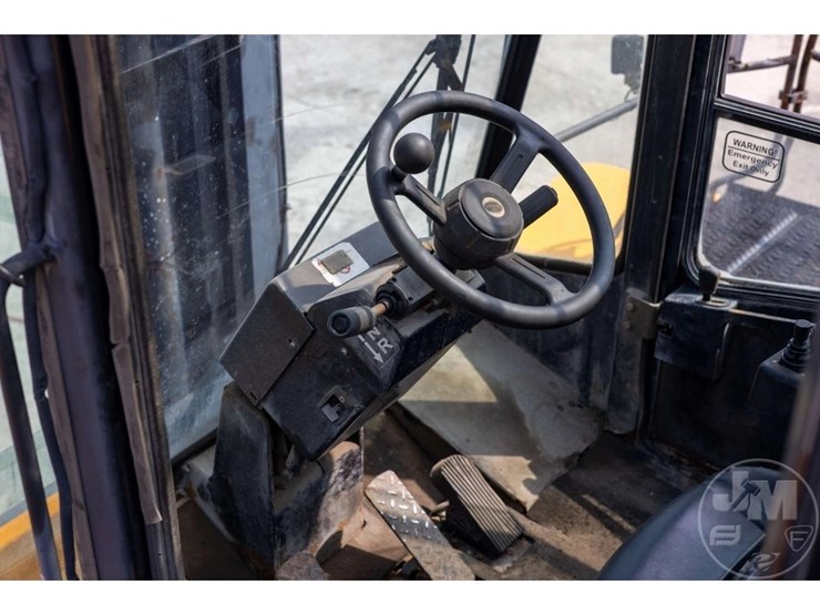 offsite-2010-hoist-p800at-80,000-rough-terrain-forklift-image-9