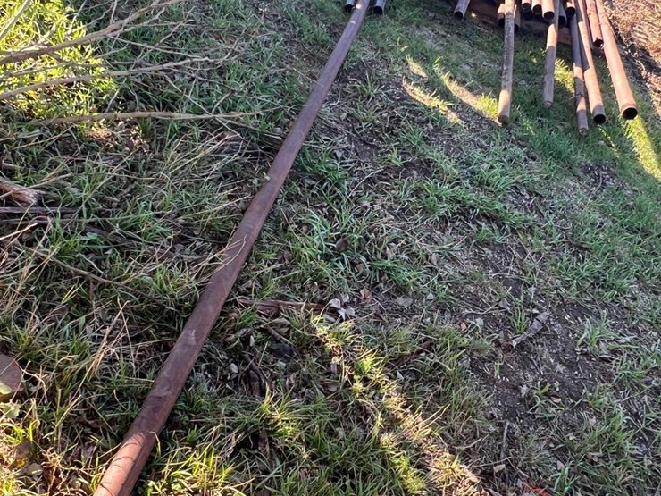 pallet-of-2-2.5"-pipe-image-5