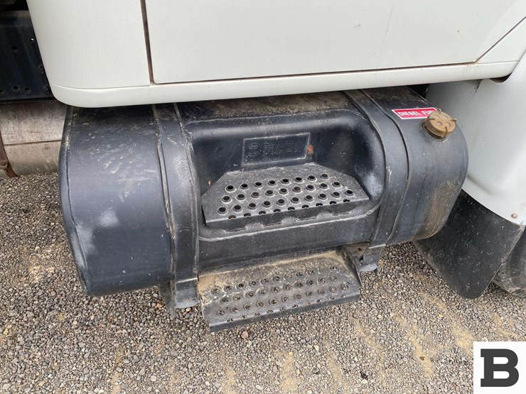 1992-international-4900-image-33