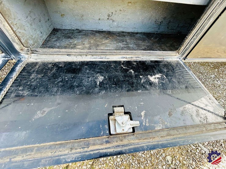 2007-peterbilt-340-image-62