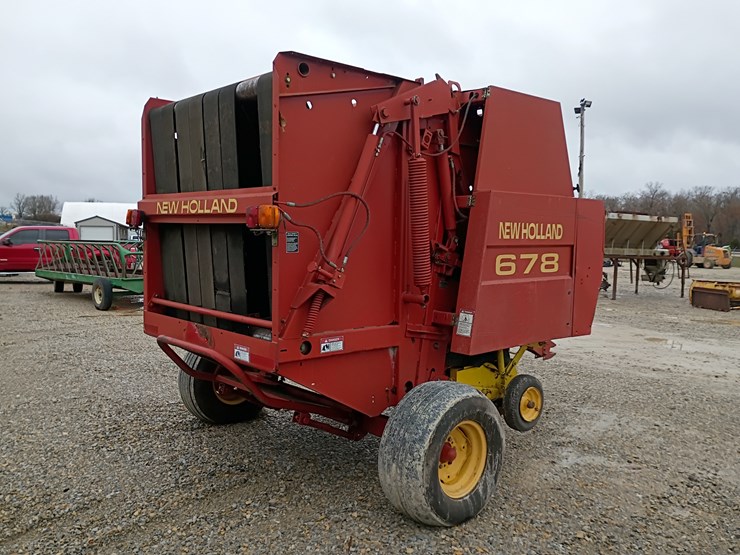 new-holland-678-image-5