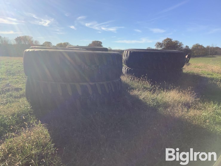 caterpillar-rims-&-tires-image-6