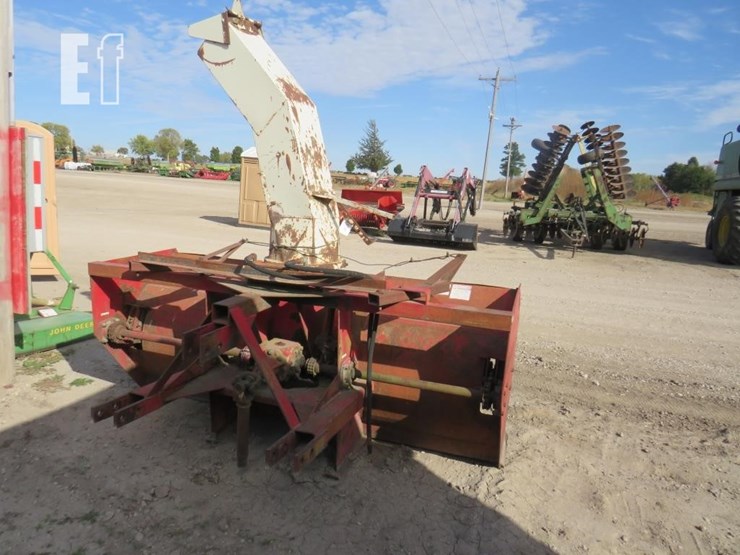 8'-lundell-snowblower-image-2