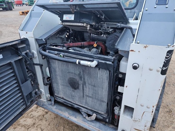 takeuchi-tl12r2-image-14