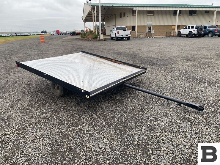 two-place-snowmobile-trailer-image-8