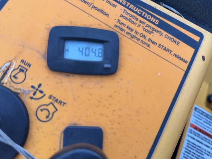 #3095-•-2015-cub-cadet-tank-sz-zero-turn-lawn-mower-image-13