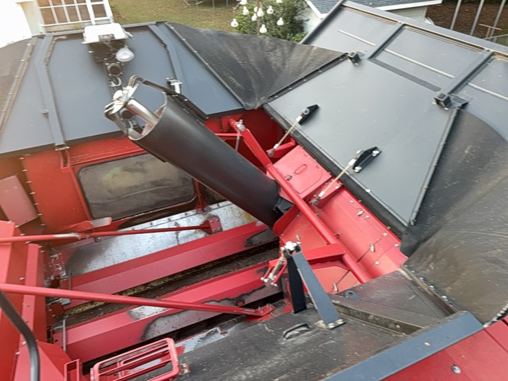 2018-case-ih-8240-image-81