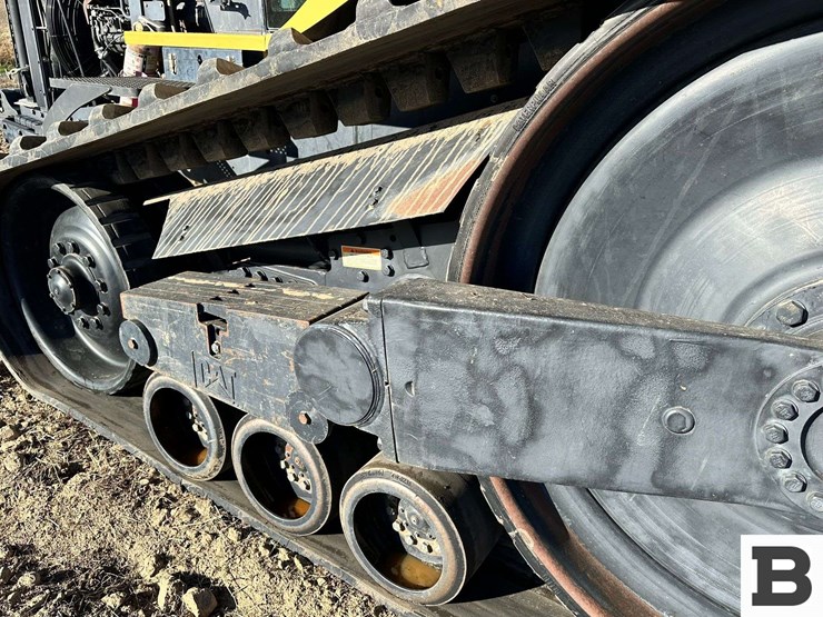 cat-challenger-55-tractor-image-27