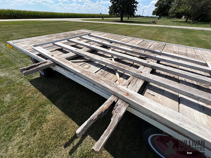8'x15'-hay-rack-on-running-gear-image-17