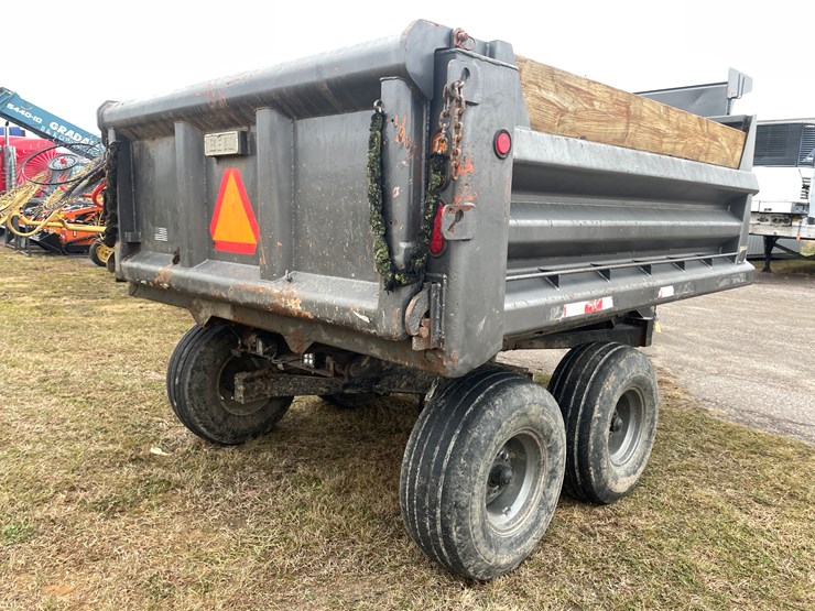 heil-trailer-image-8