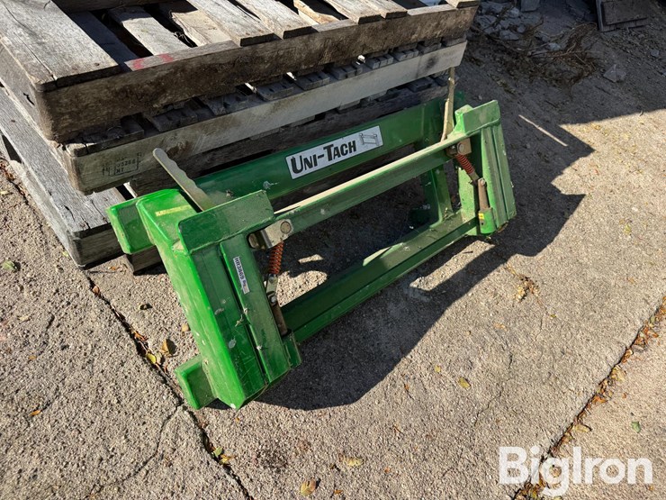 mds-5219g-euro-unitach-loader-to-skid-steer-adapter-plate-image-3